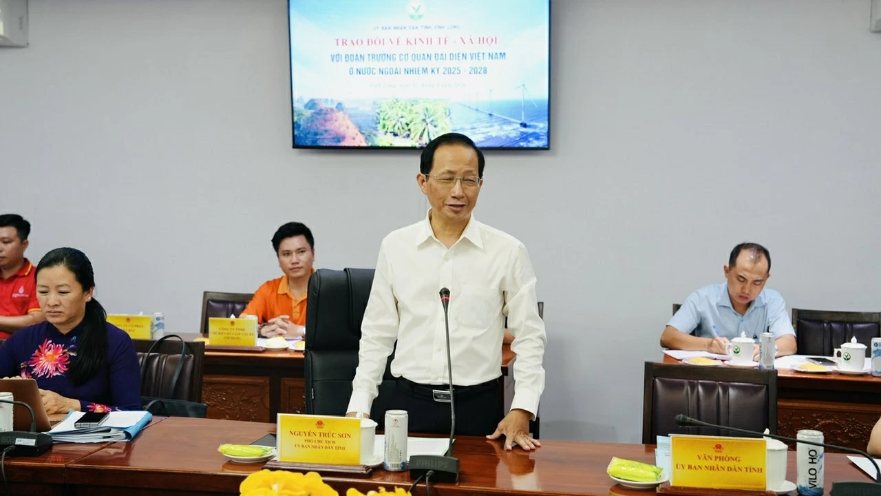 Economic Diplomacy: Creating new development momentum for Dong Nai and Vinh Long in a strategic linkage space Economic Diplomacy: Creating new development momentum for Dong Nai and Vinh Long in a strategic linkage space