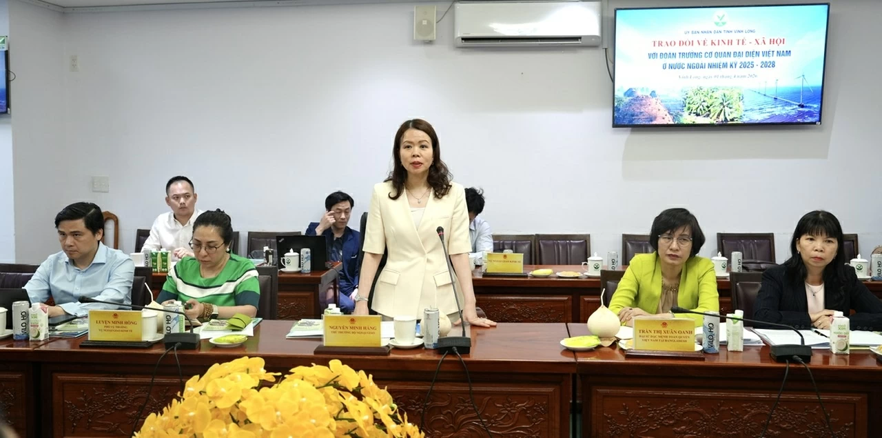 Economic Diplomacy: Creating new development momentum for Dong Nai and Vinh Long in a strategic linkage space Economic Diplomacy: Creating new development momentum for Dong Nai and Vinh Long in a strategic linkage space