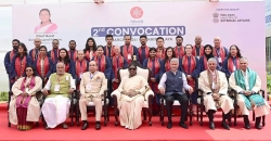 Vietnamese students win Gold medals at Nalanda University, India