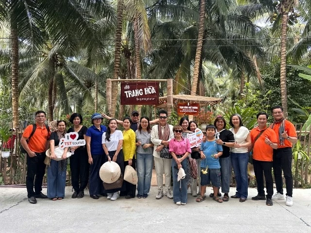 Slowing down in the river region: Nhi Hoa captivates tourists with the simplest things