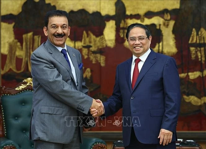 Prime Minister Pham Minh Chinh receives Kuwaiti Ambassador Yousef Ashour Al-Sabbagh