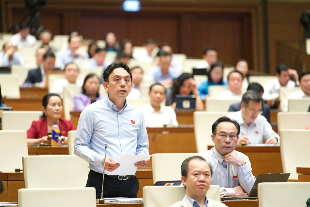 16th National Assembly’s first session: Ensuring benefits for staff at Vietnamese representative missions abroad