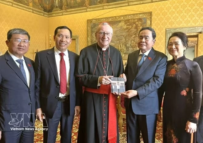 NA Chairman Tran Thanh Man meets Pope Leo XIV at the Vatican