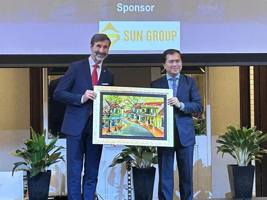 Fostering traditional friendship between Vietnam and Slovakia Fostering traditional friendship between Vietnam and Slovakia