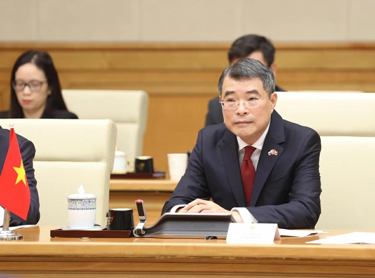 Welcome ceremony held for Slovak Prime Minister Robert Fico in Hanoi Welcome ceremony held for Slovak Prime Minister Robert Fico in Hanoi