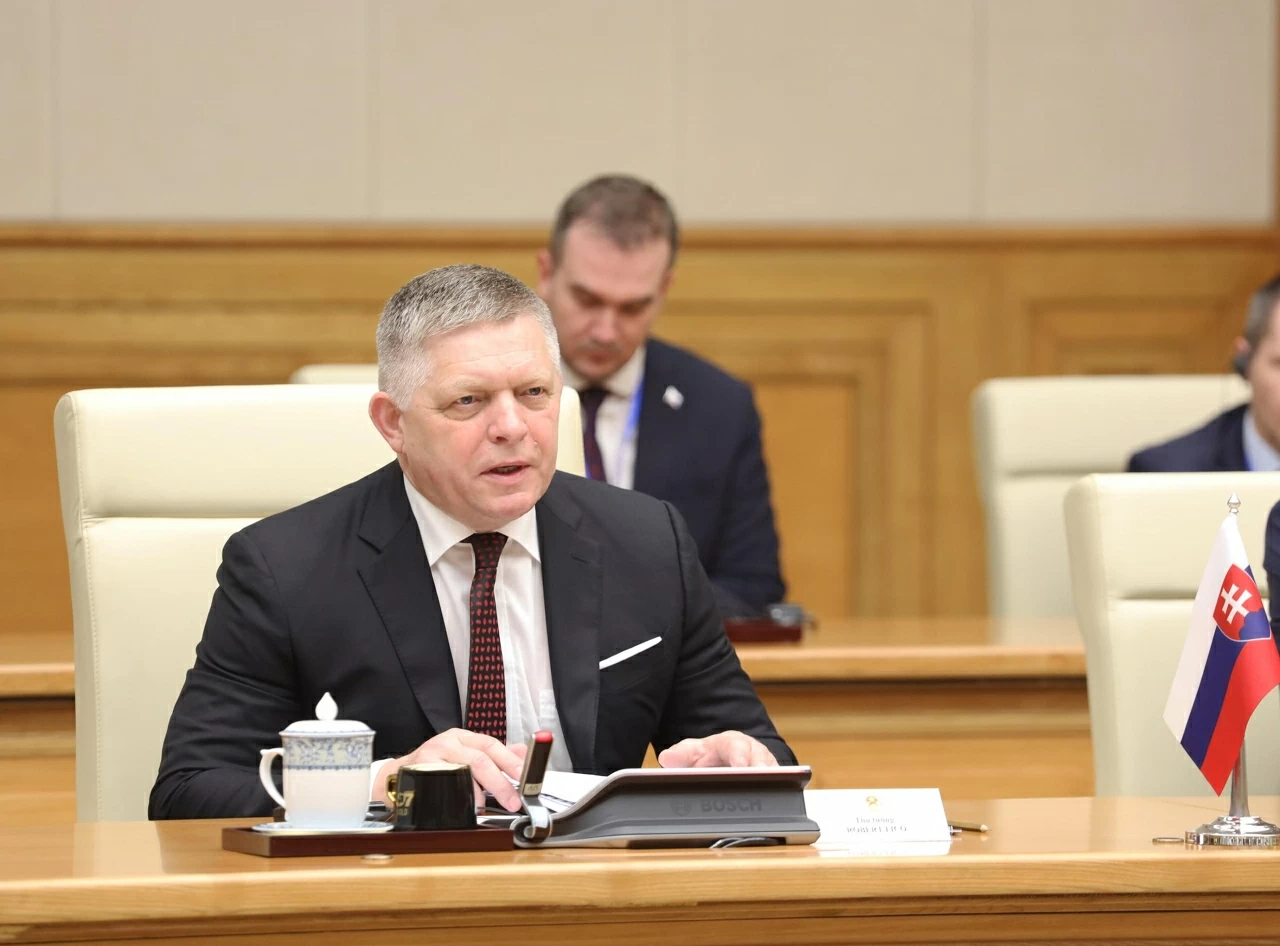 Welcome ceremony held for Slovak Prime Minister Robert Fico in Hanoi