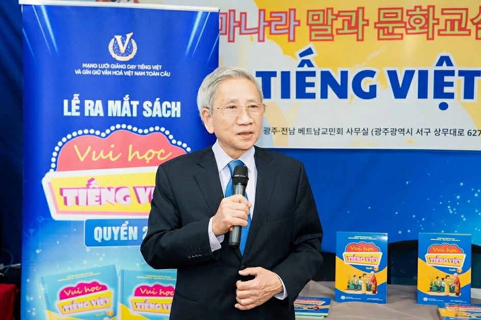 Connecting communities, innovating methods, spreading Vietnamese language among young Overseas Vietnamese in RoK Connecting communities, innovating methods, spreading Vietnamese language among young Overseas Vietnamese in RoK