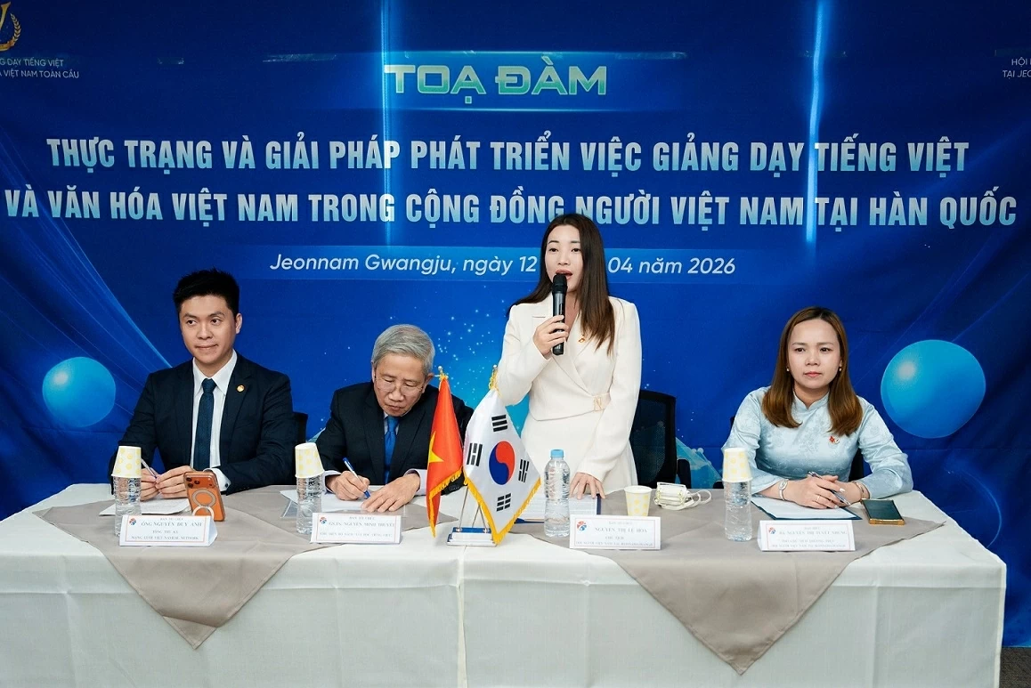 Connecting communities, innovating methods, spreading Vietnamese language among young Overseas Vietnamese in RoK Connecting communities, innovating methods, spreading Vietnamese language among young Overseas Vietnamese in RoK