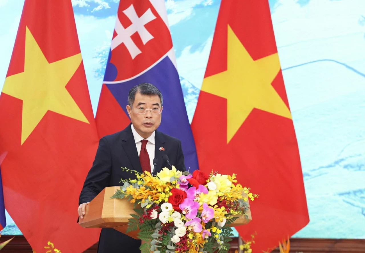 Vietnam and Slovakia upgrade relations to strategic partnership, sign multiple cooperation documents Vietnam and Slovakia upgrade relations to strategic partnership, sign multiple cooperation documents