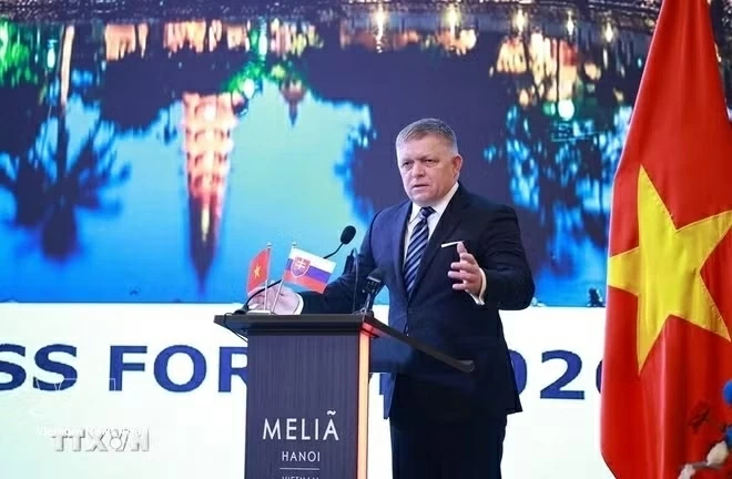 Vietnam, Slovakia Prime Ministers attend business forum to boost bilateral cooperation Vietnam, Slovakia Prime Ministers attend business forum to boost bilateral cooperation