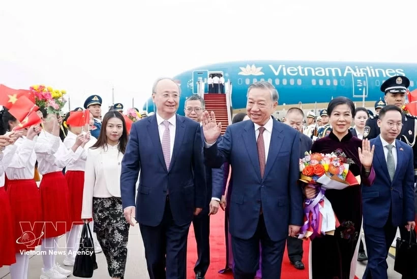 Top Vietnamese leader arrives in Beijing, beginning state visit to China