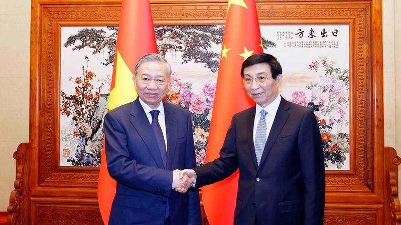 General Secretary, President To Lam meets with Chairman of Chinese People’s Political Consultative Conference
Wang Huning