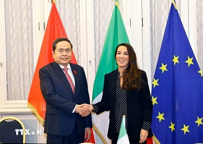 National Assembly Chairman Tran Thanh Man meets with Vice President of Italian Senate Licia Ronzulli