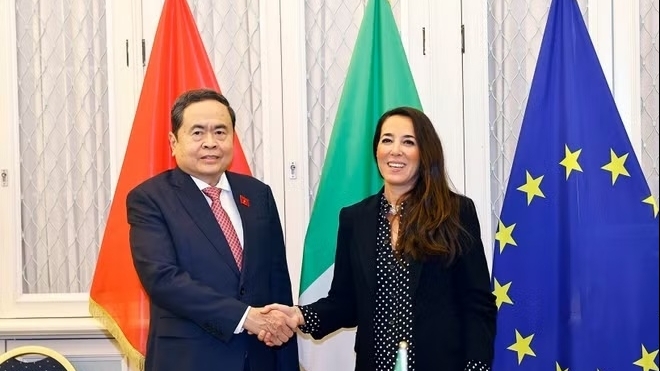 National Assembly Chairman Tran Thanh Man meets with Vice President of Italian Senate Licia Ronzulli