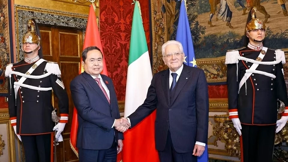 National Assembly Chairman Tran Thanh Man meets Italian President Sergio Mattarella