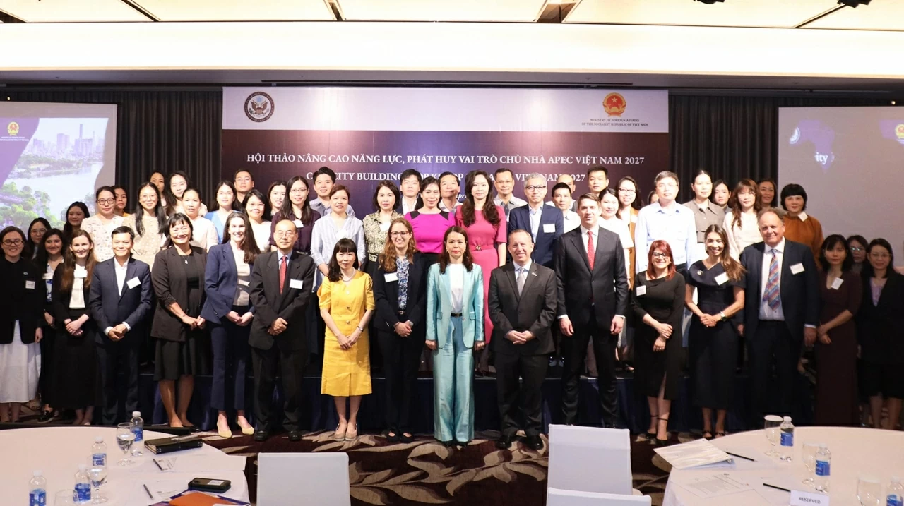 Enhancing capacity, promoting the role of host for APEC Vietnam 2027 Enhancing capacity, promoting the role of host for APEC Vietnam 2027