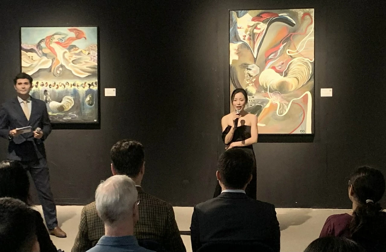 Exhibition 'Origine' by artist Van Guillemin in her homeland