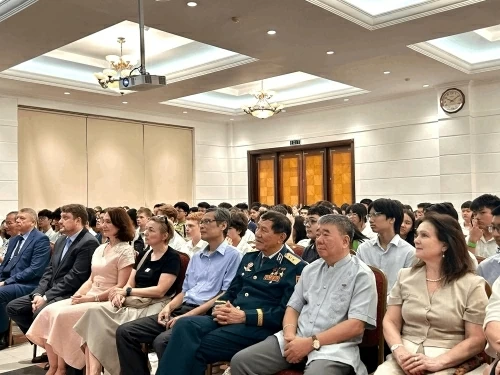 International Education Program “AEROKOS”: Inspiring space aspirations among Vietnamese and Russian youth