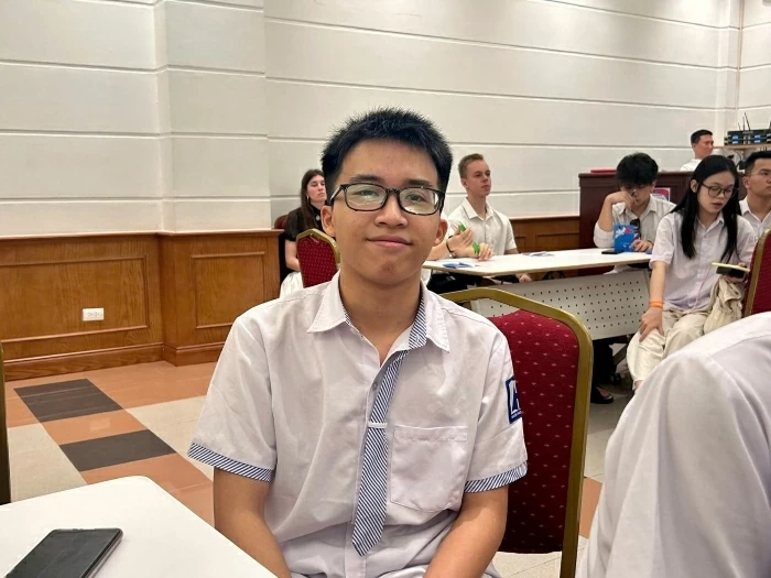 International Education Program “AEROKOS”: Inspiring space aspirations among Vietnamese and Russian youth