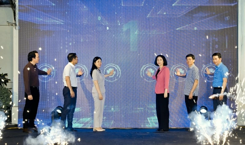 Hanoi city launches food safety information portal: Establishing an official hub, increasing transparency, and enhancing interaction