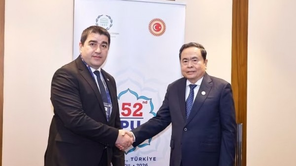 NA Chairman Tran Thanh Man meets Georgian Parliament Speaker at IPU-152 General Assembly