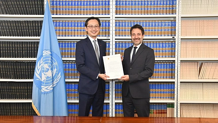 Vietnam submits instrument of Ratification for Hanoi Convention against Cybercrime at the United Nations Vietnam submits instrument of Ratification for Hanoi Convention against Cybercrime at the United Nations