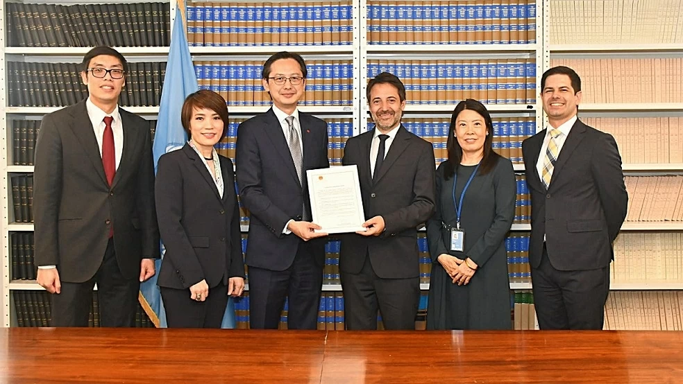Vietnam submits instrument of Ratification for Hanoi Convention against Cybercrime at the United Nations Vietnam submits instrument of Ratification for Hanoi Convention against Cybercrime at the United Nations