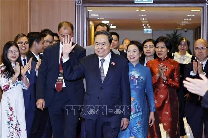 National Assembly Chairman Tran Thanh Man meets Vietnamese community in Turkey