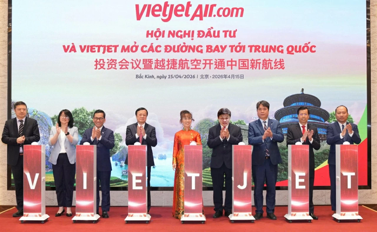 Vietjet and AVIC Cabin Systems enter comprehensive cooperation in aircraft interiors and aviation supporting industries