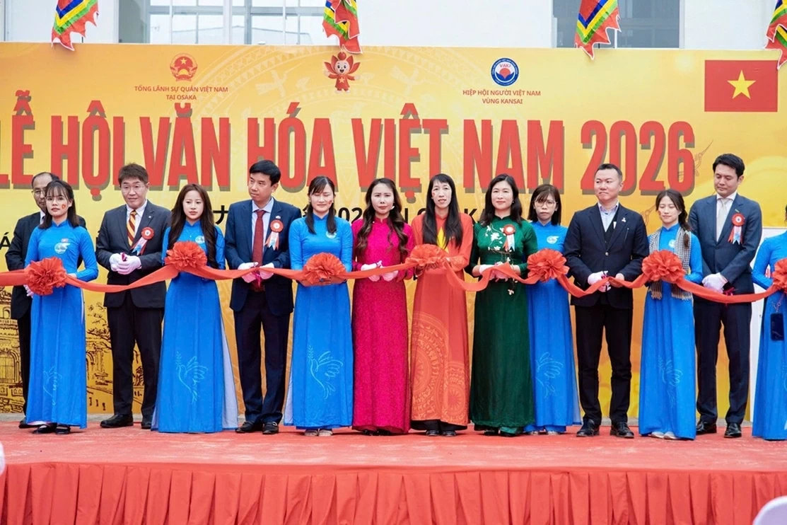 Vietnamese Cultural Festival in Japan's Osaka recreates heartfelt Hung Kings Commemoration