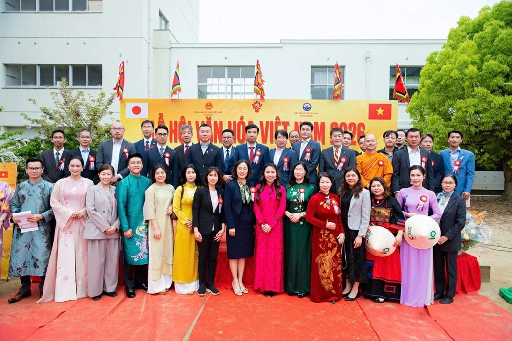 Vietnamese Cultural Festival in Japan's Osaka recreates heartfelt Hung Kings Commemoration Vietnamese Cultural Festival in Japan's Osaka recreates heartfelt Hung Kings Commemoration