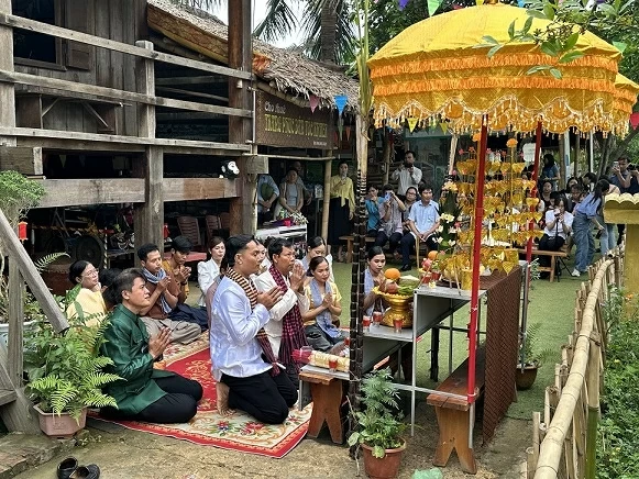 Exploring unique rituals of Vietnam's ethnic groups Exploring unique rituals of Vietnam's ethnic groups