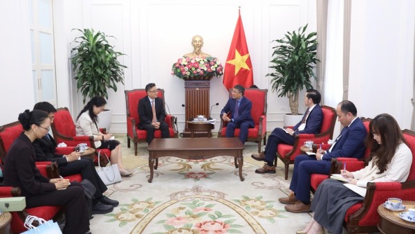 Enhancing business connectivity, promoting ASEAN – China investment: Deputy FM Nguyen Minh Vu