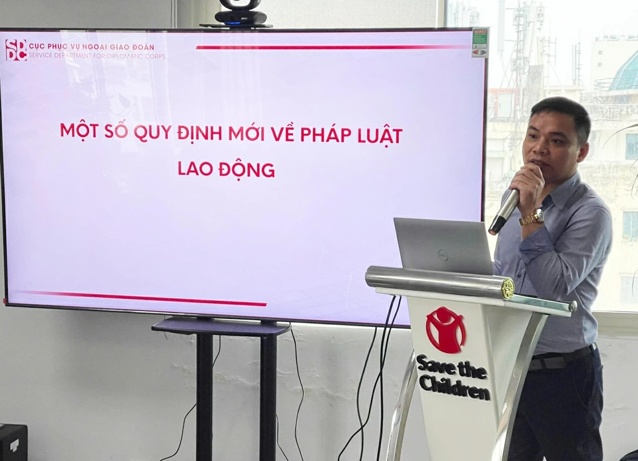 Service Department for Diplomatic Corps hosts seminar on labour law guidance for international organizations in Vietnam Service Department for Diplomatic Corps hosts seminar on labour law guidance for international organizations in Vietnam
