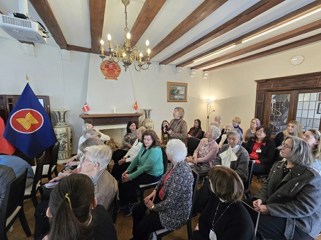 Vietnamese Embassy brings Vietnam closer to Danish and international friends