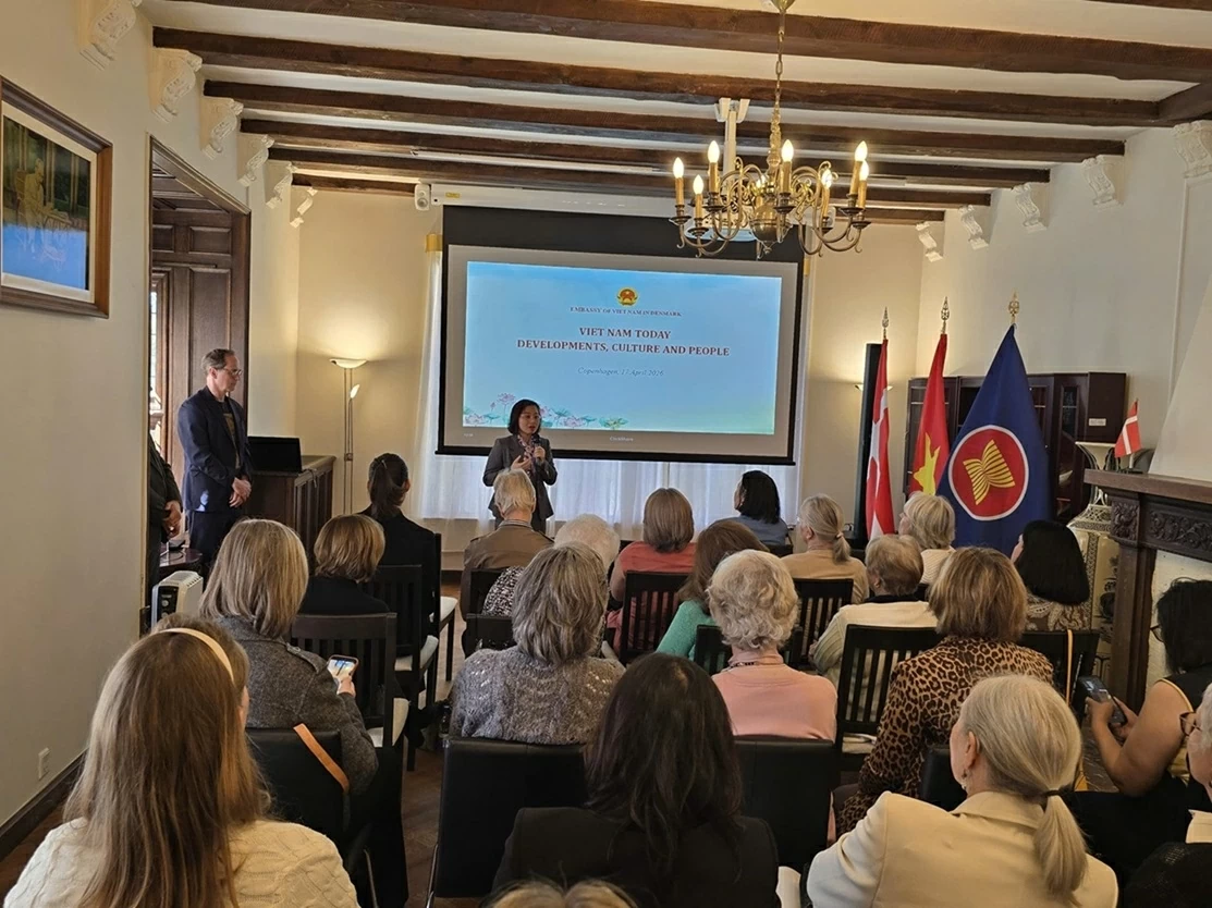 Vietnamese Embassy brings Vietnam closer to Danish and international friends