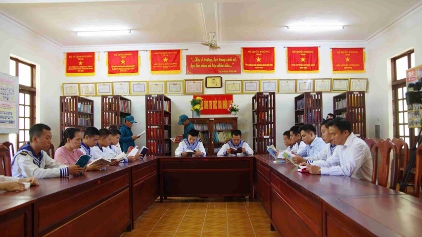 Spreading the reading culture in Truong Sa special zone