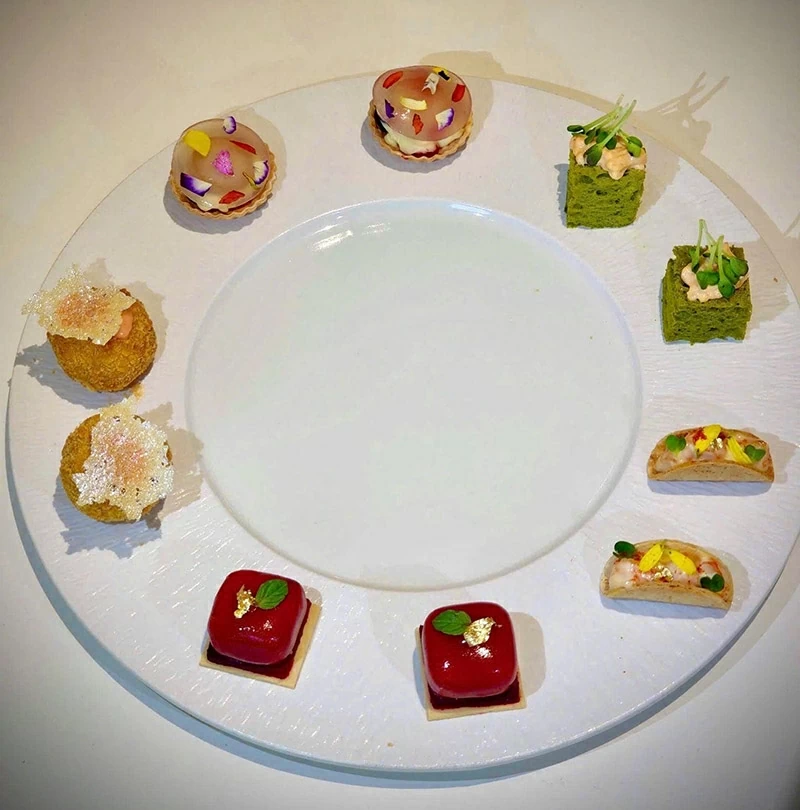 Young chef Nguyễn Nam Lộc: Pursuing high-end canapés and opportunities to work with international brands