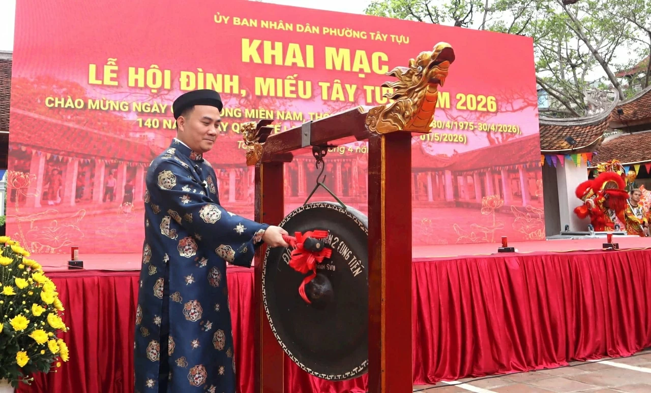 Brilliant blossoms mark the opening of Dinh-Mieu Tay Tuu Festival 2026