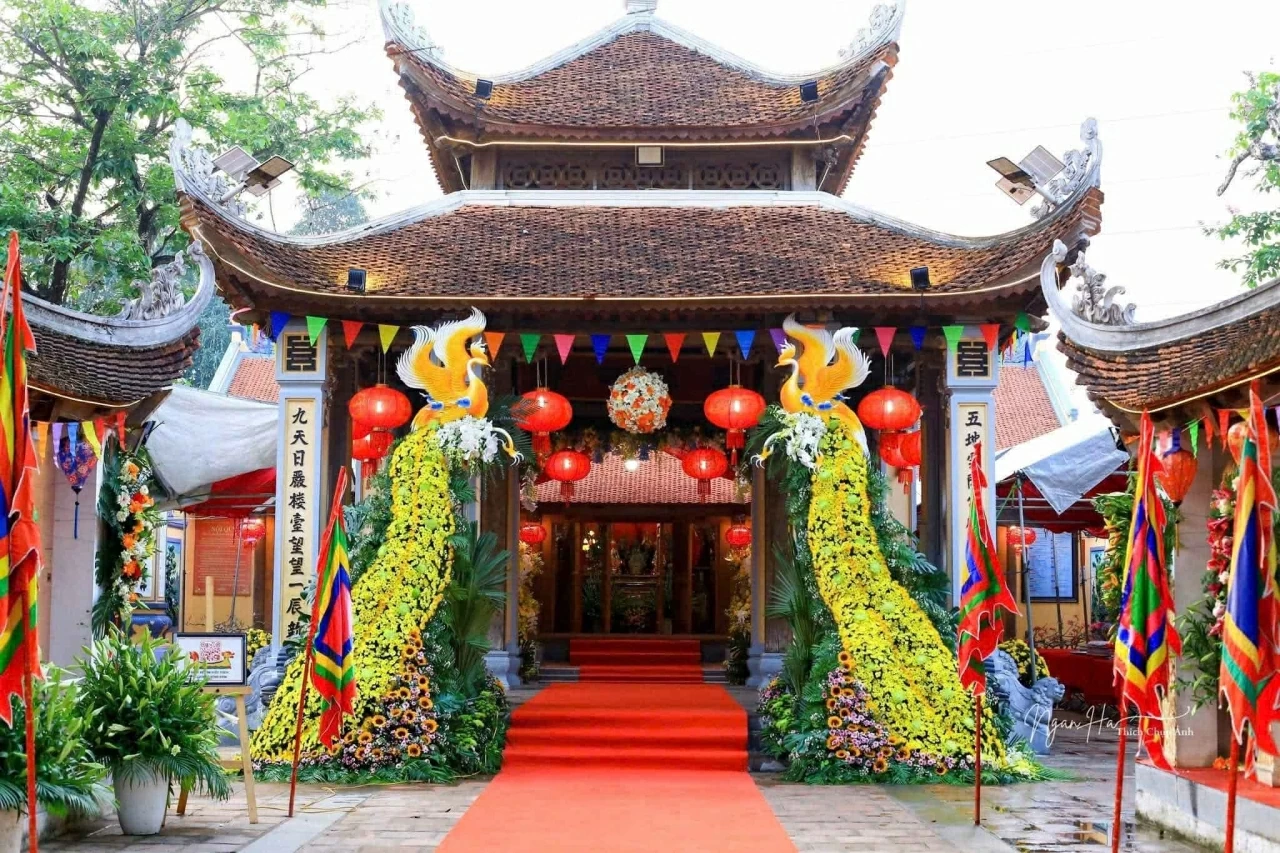 Brilliant blossoms mark the opening of Dinh-Mieu Tay Tuu Festival 2026