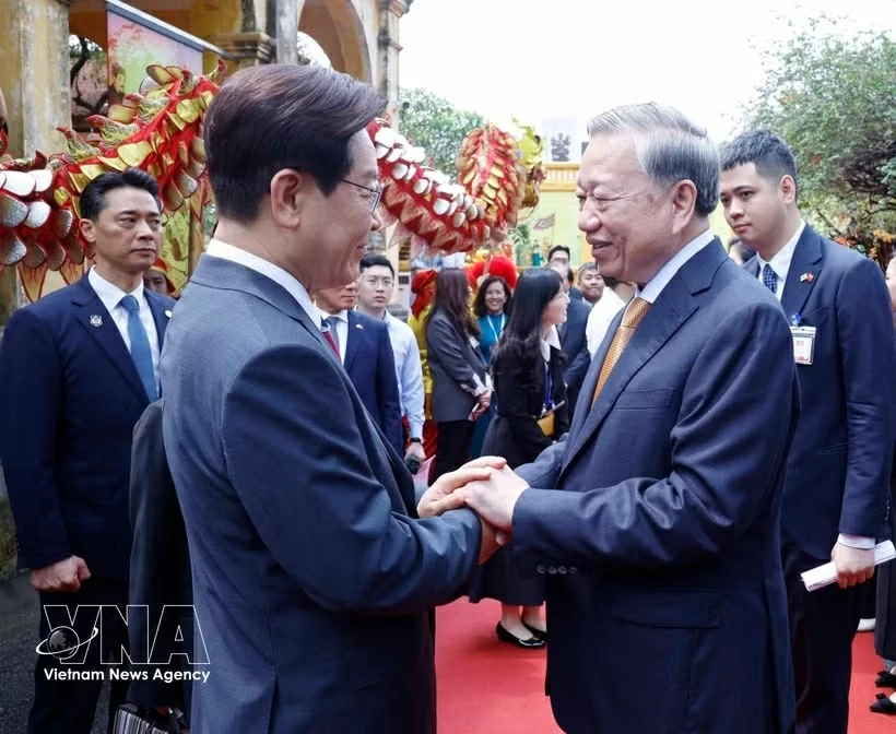 RoK President Lee Jae Myung, spouse conclude state visit to Vietnam