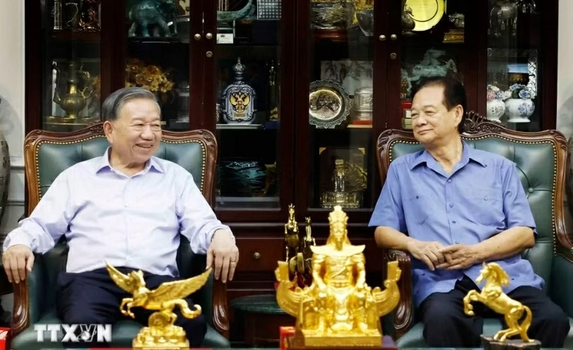 General Secretary, President To Lam visits former Party, State leaders and Heroic Vietnamese Mother in Ho Chi Minh City