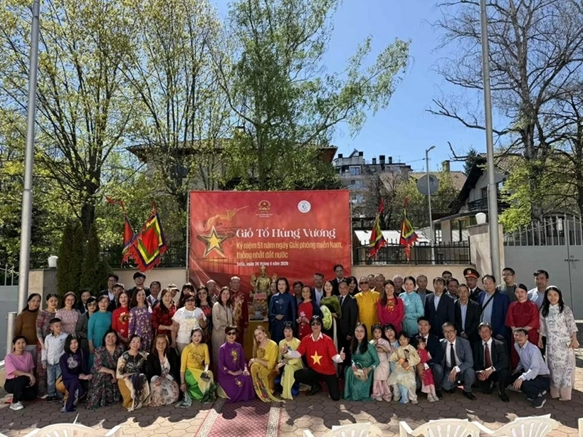 Connecting the Vietnamese community in Bulgaria through the Hung Kings Commemoration and National Reunification Day Connecting the Vietnamese community in Bulgaria through the Hung Kings Commemoration and National Reunification Day
