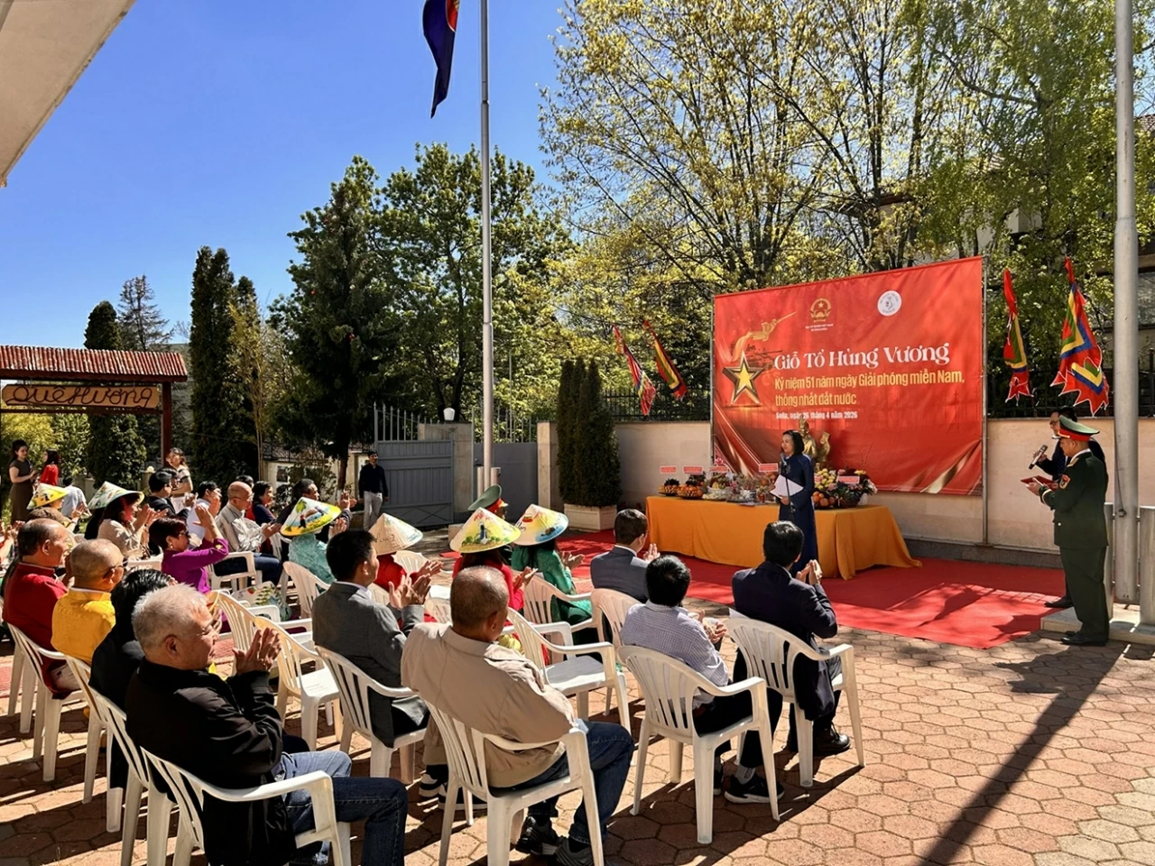 Connecting the Vietnamese community in Bulgaria through the Hung Kings Commemoration and National Reunification Day Connecting the Vietnamese community in Bulgaria through the Hung Kings Commemoration and National Reunification Day