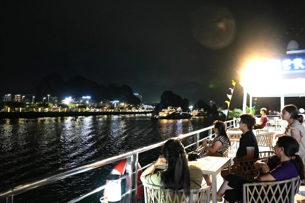 A dazzling visual spectacle lights up the sea