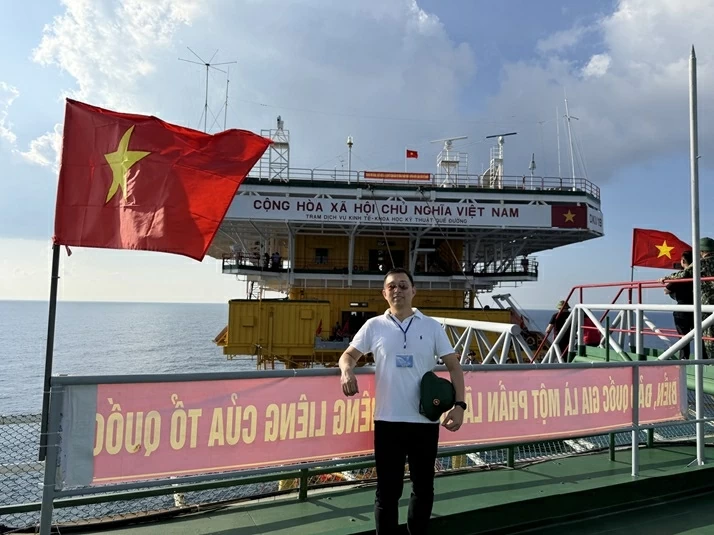 Feeling the 'homeland in the heart' from the Truong Sa Archipelago