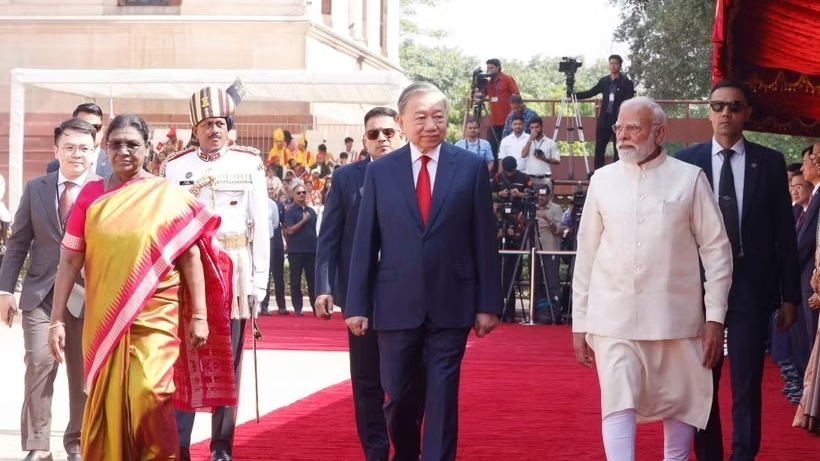 Welcome ceremony held for General Secretary, President To Lam on state visit to India