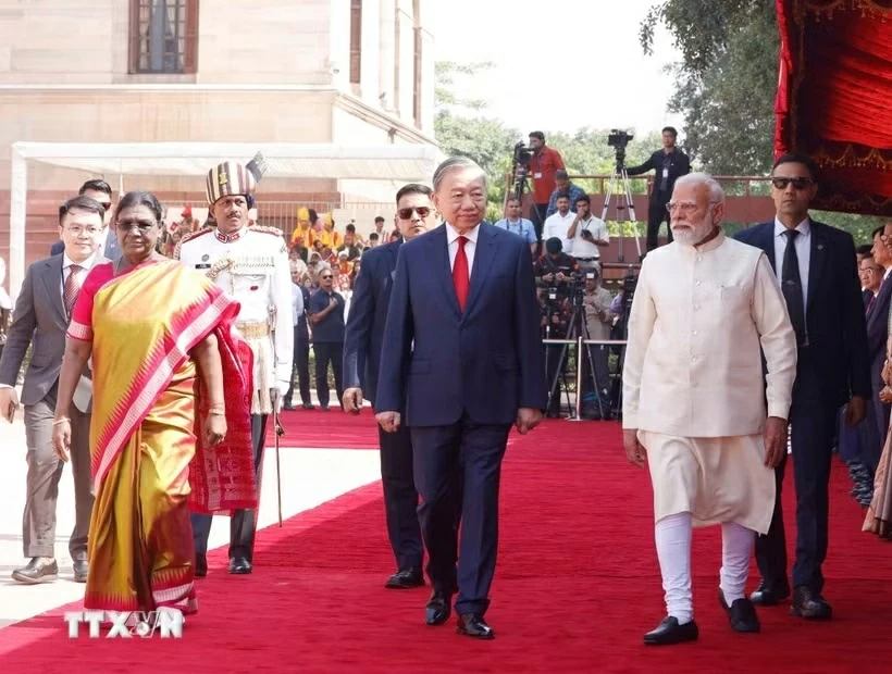 Welcome ceremony held for General Secretary, President To Lam on state visit to India