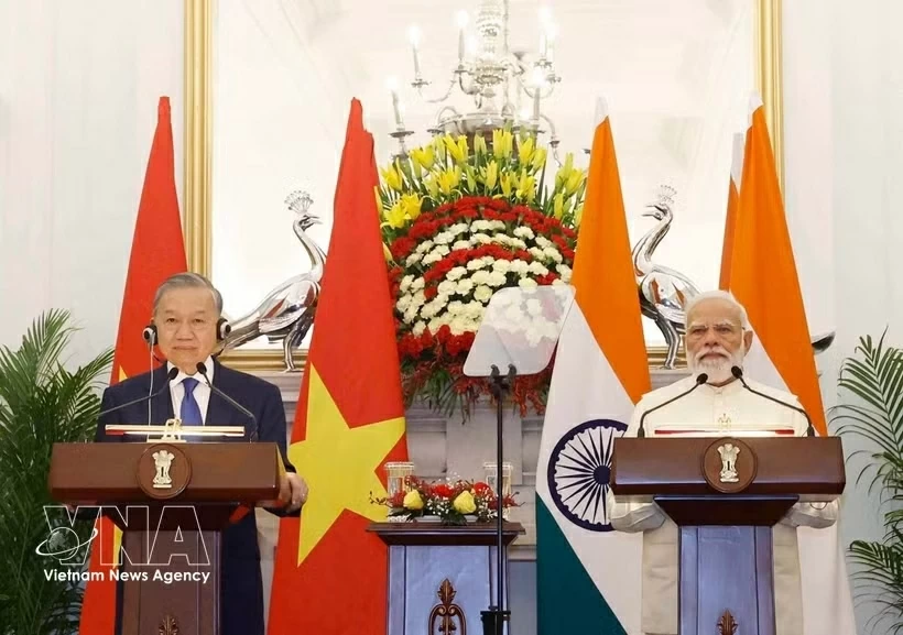 General Secretary, President To Lam and Indian Prime Minister Narendra Modi met with the press in New Delhi General Secretary, President To Lam and Indian Prime Minister Narendra Modi met with the press in New Delhi