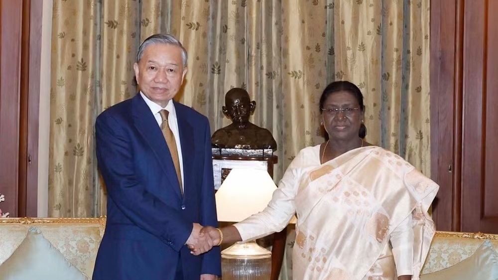 General Secretary, President To Lam meets with Indian President Droupadi Murmu in New Delhi